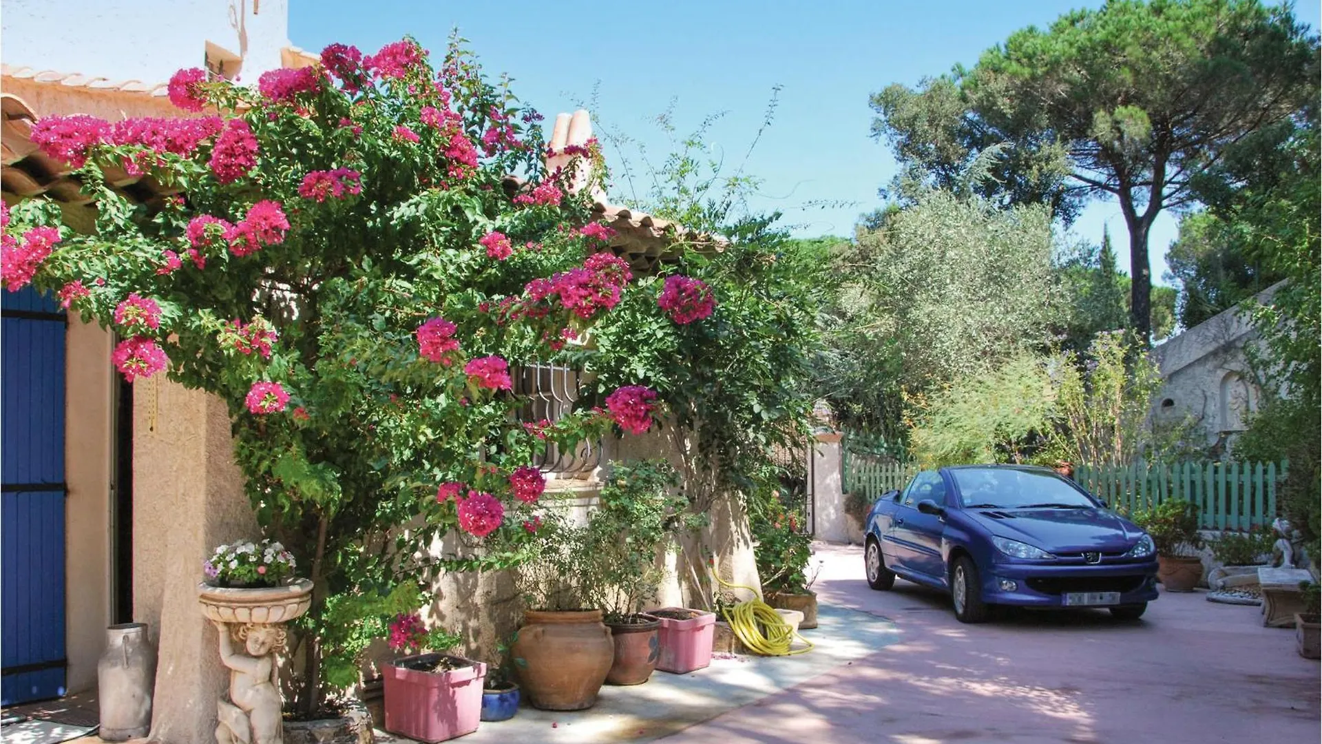 Nice Home In Sainte Maxime With Kitchen Sainte-Maxime